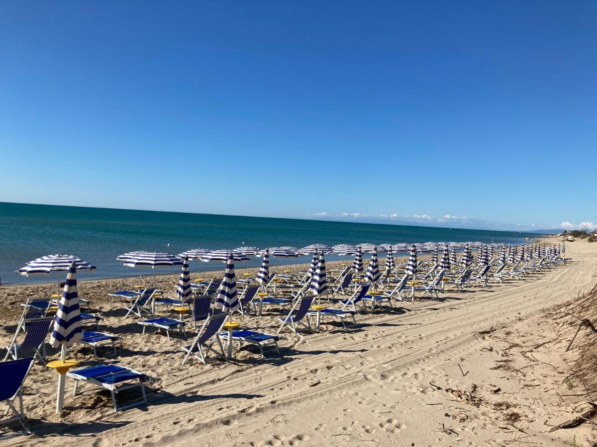 Riva Dei Greci Camping Village Metaponto Eksteriør billede