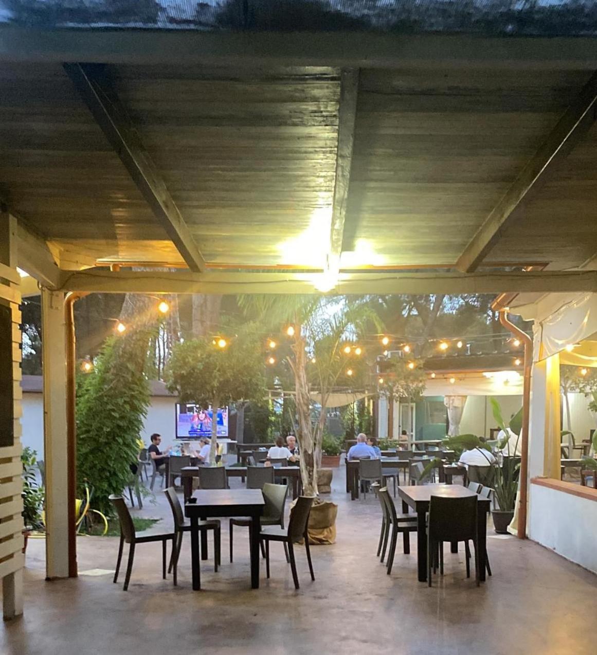 Riva Dei Greci Camping Village Metaponto Eksteriør billede