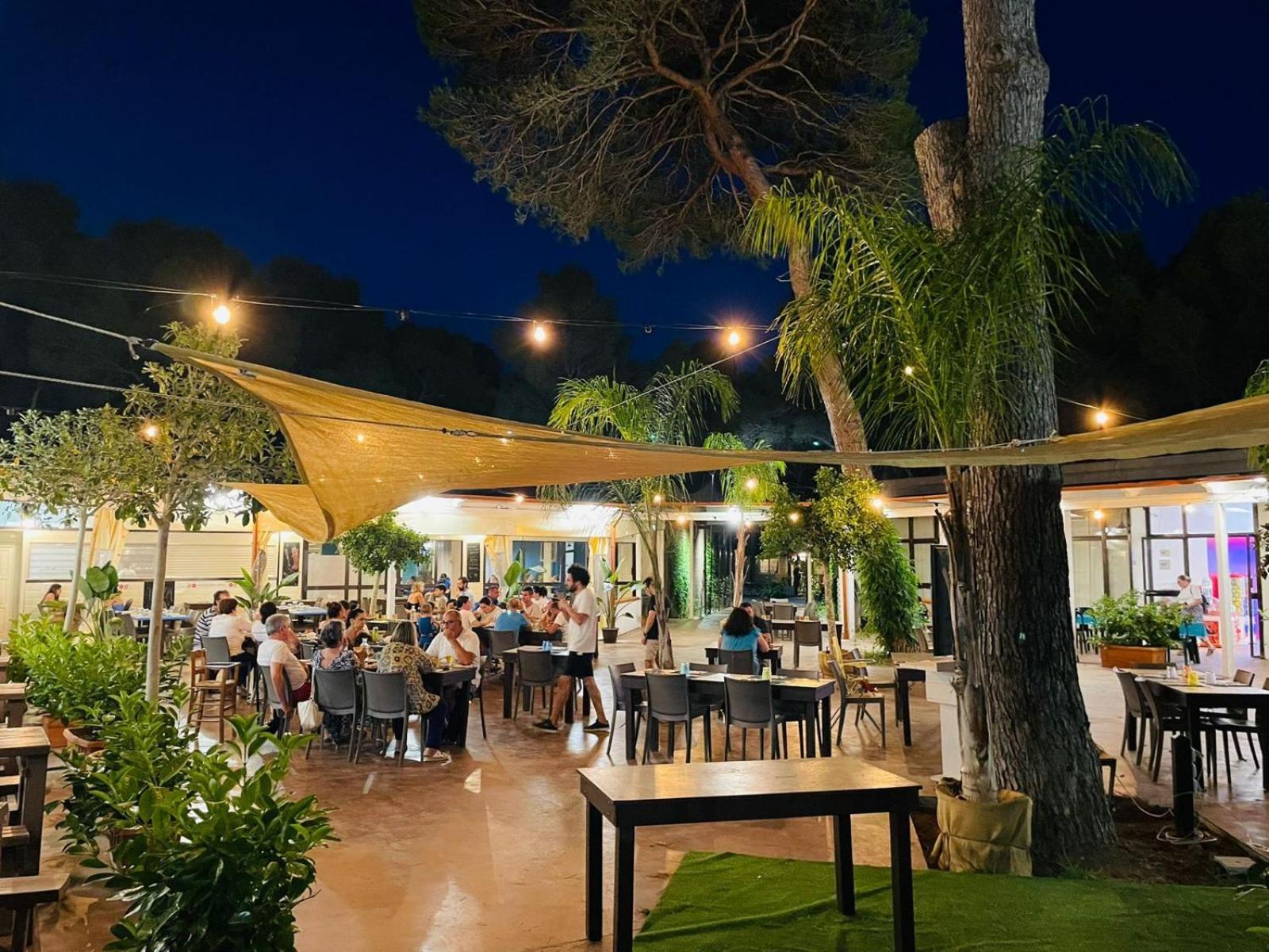 Riva Dei Greci Camping Village Metaponto Eksteriør billede