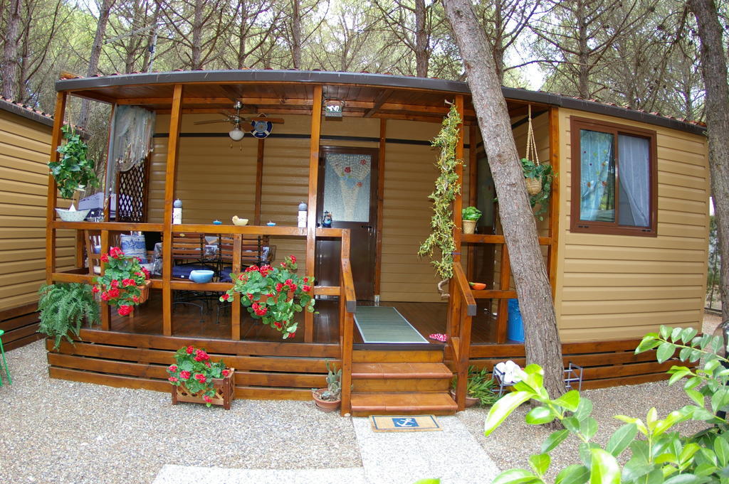 Riva Dei Greci Camping Village Metaponto Eksteriør billede